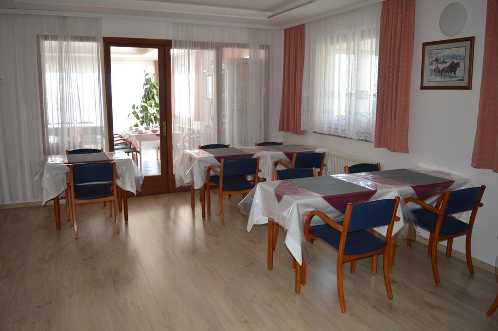 Pansion Antonio Bed and Breakfast Slavonski Brod Buitenkant foto