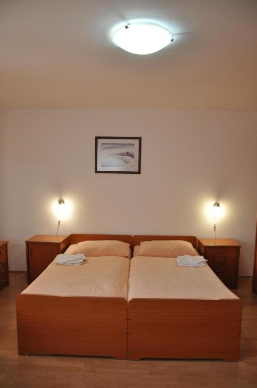 Pansion Antonio Bed and Breakfast Slavonski Brod Buitenkant foto